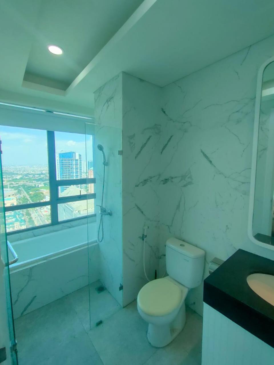 Super Penthouse Stmoritz Apartment, Lippomall Puri Indah Τζακάρτα Εξωτερικό φωτογραφία